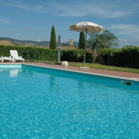 Apartamento Spacious Farmhouse In Pienza With Swimming Pool Contignano Exterior foto