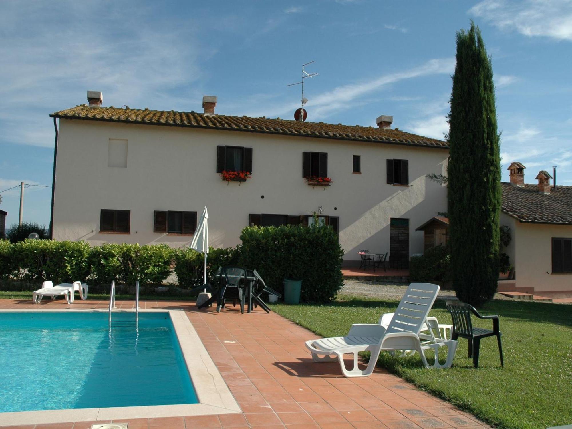 Apartamento Spacious Farmhouse In Pienza With Swimming Pool Contignano Exterior foto
